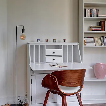 Apartamento Eiffel Tower & Champ De Mars - 1br - Cityapartmentstay