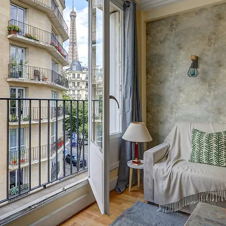 Apartamento Eiffel Tower & Champ De Mars - 1br - Cityapartmentstay