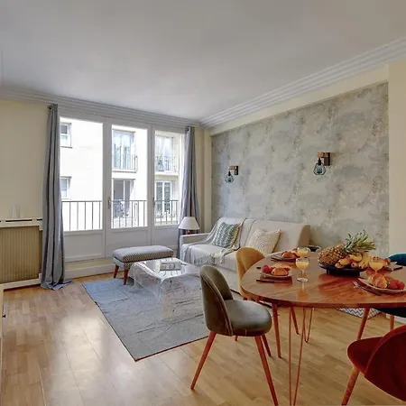 Appartamento Eiffel Tower & Champ De Mars - 1br - Cityapartmentstay